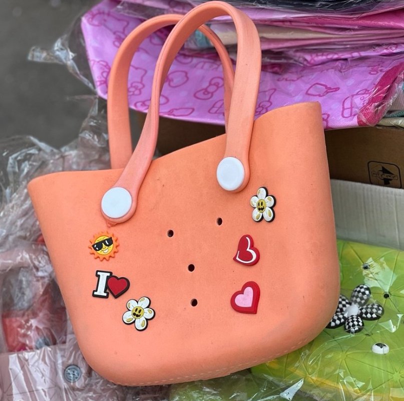 SAC CROCS PETIT MODEL