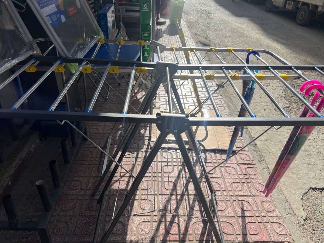 مجفف ملابس كبير وقابل للطي