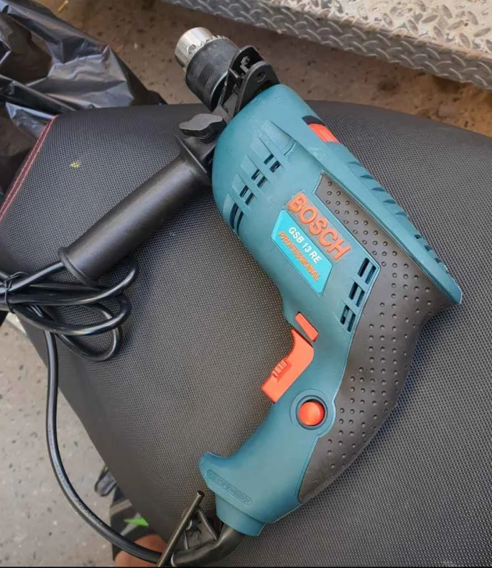 Perceuse bosch 600w B
