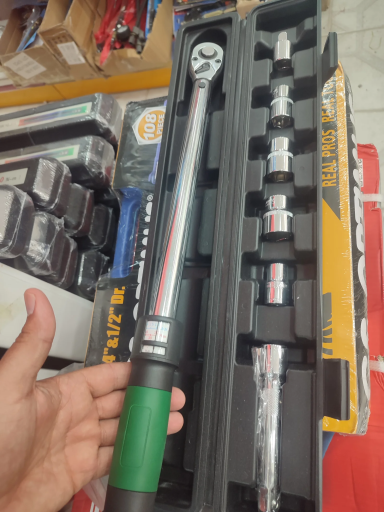 Clé dynamométrique man 28nm hâta 210nm