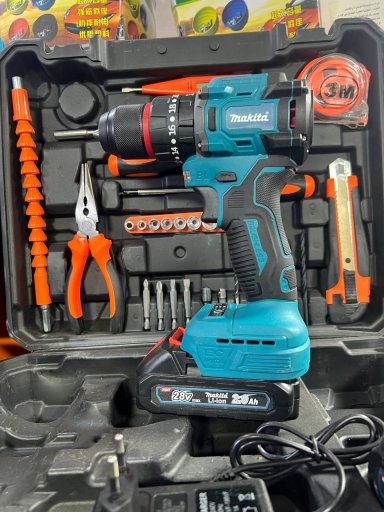 MAKITA 28 V + ACCESSOIR 