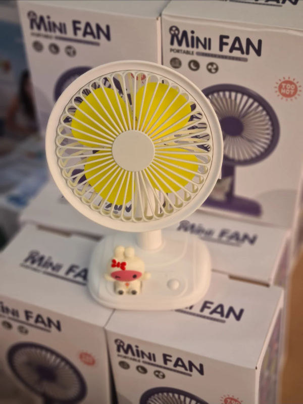 Mini Desktop Fan Doll مروحة