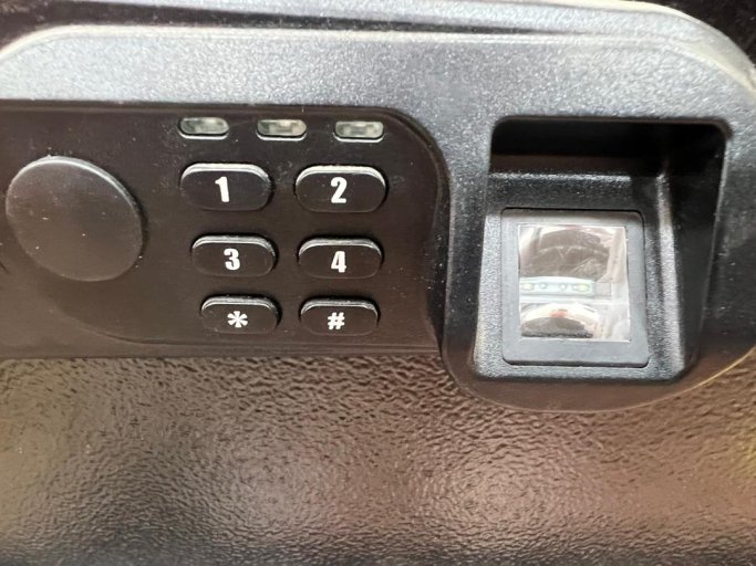  Coffre-Fort  à empreinte digitale