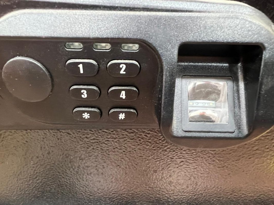  Coffre-Fort  à empreinte digitale